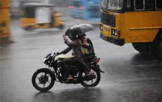 India-Monsoon-Rain-Umbrella.jpg