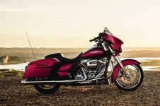 Harley-Davidson-2017-Street-Glide-Special.jpg